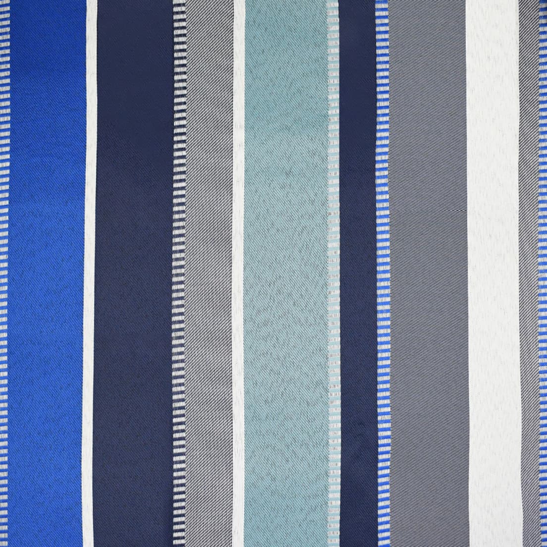 F4533 Moonlit Stroll